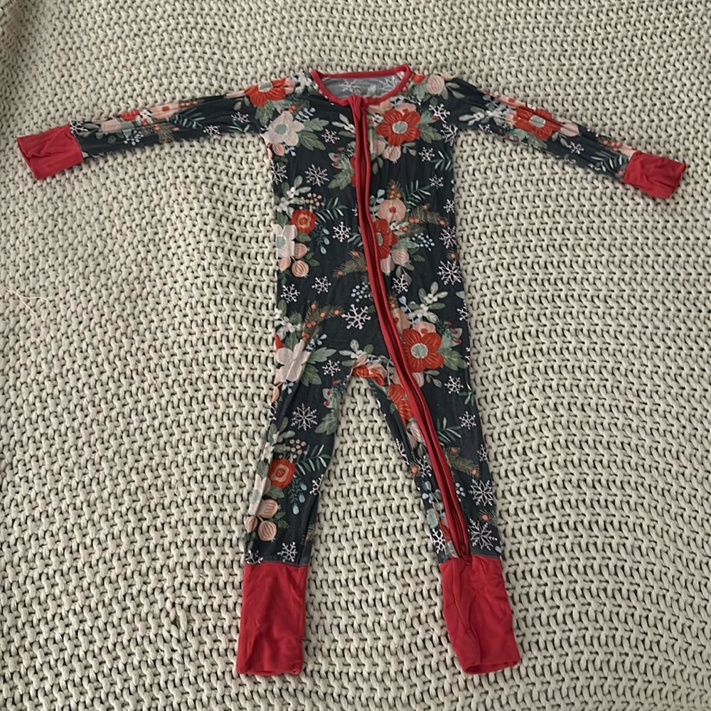 Little Sleepies Bamboo Holiday Zippie. Size 12-18 Months.
